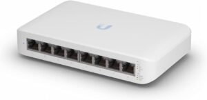 Ubiquiti UniFi Switch Lite 8 PoE | Switch 8 Ports Gigabit avec 4 Ports PoE+ 802.3at | Connectivité Stable |Alimentation PoE Fiable Et Gestion UniFi Simplifiée